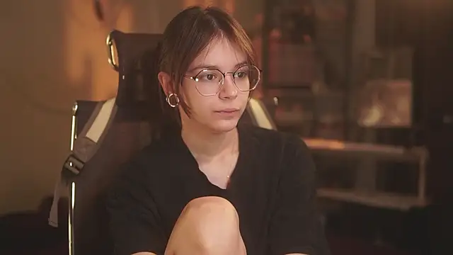 Snapshot of alyssa_sweet chatting on 03-03-26, 04:29 alyssa sweet online show from 03-03-26, 04:29