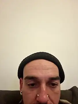 sequoiah01 online show from 01-17-25, 08:13
