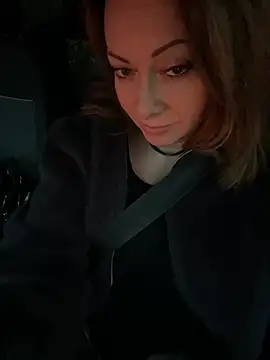 Snapshot of Alice_Sweetyyy chatting on 12-29-24, 01:06 Alice Sweetyyy online show from 12-29-24, 01:06