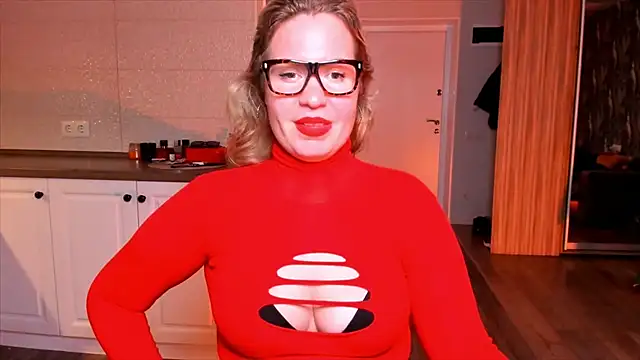 HotTiffani online show from 10-09-25, 05:55