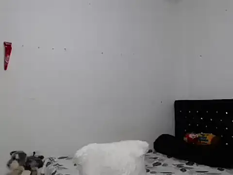 Snapshot of venuz_mendoza20 chatting on 02-15-25, 12:43 venuz mendoza20 online show from 02-15-25, 12:43