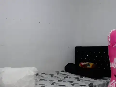 Snapshot of venuz_mendoza20 chatting on 02-15-25, 11:25 venuz mendoza20 online show from 02-15-25, 11:25