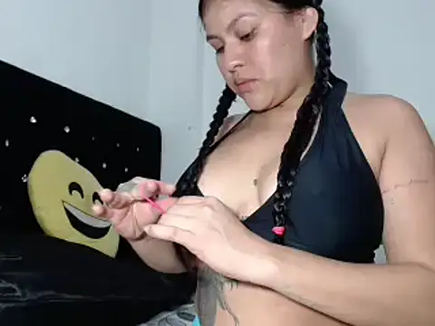 Snapshot of venuz_mendoza20 chatting on 02-25-25, 08:58 venuz mendoza20 online show from 02-25-25, 08:58