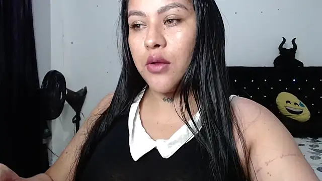 Snapshot of venuz_mendoza20 chatting on 10-01-25, 01:39 venuz mendoza20 online show from 10-01-25, 01:39