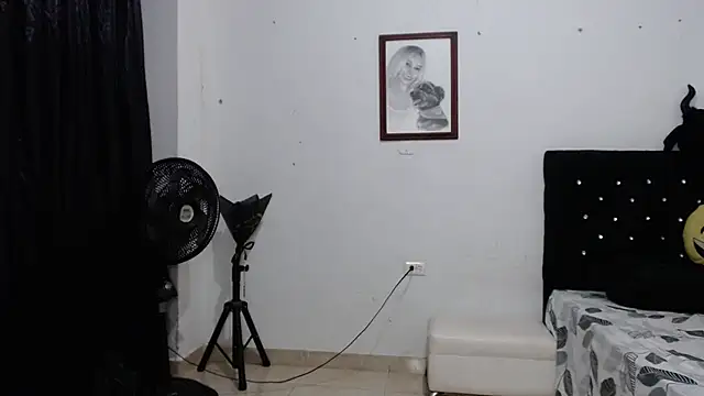 Snapshot of venuz_mendoza20 chatting on 11-04-25, 02:05 venuz mendoza20 online show from 11-04-25, 02:05