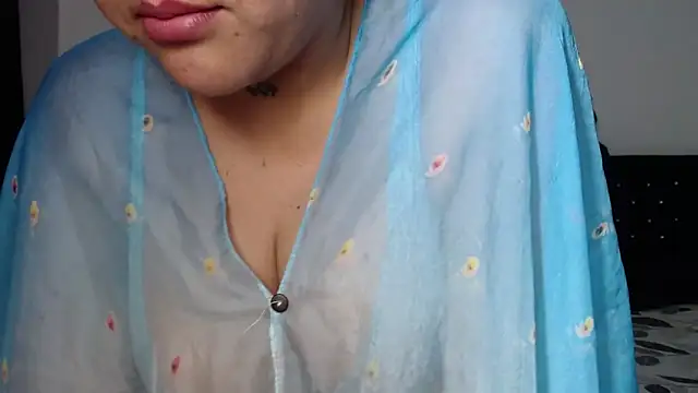 Snapshot of venuz_mendoza20 chatting on 11-21-25, 01:54 venuz mendoza20 online show from 11-21-25, 01:54