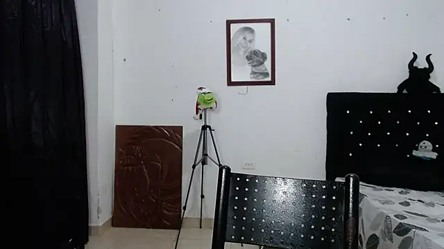 venuz mendoza20 online show from 12-20-25, 12:56