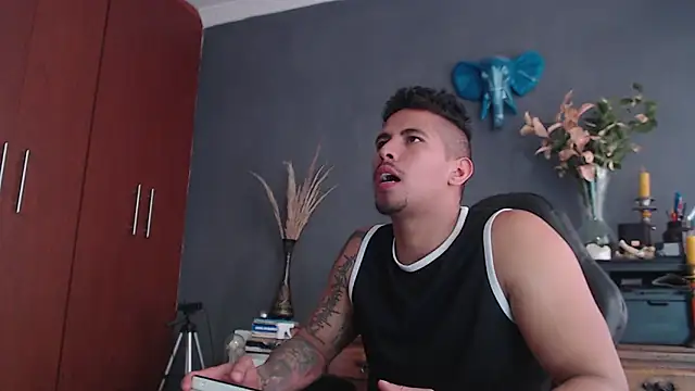 geirge teacherxx online show from 01-17-25, 07:16