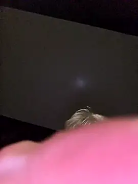 Snapshot of InMeinenMund chatting on 12-23-25, 12:30 InMeinenMund online show from 12-23-25, 12:30