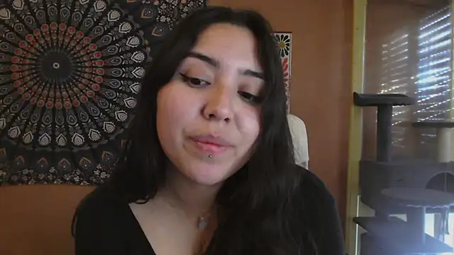 Snapshot of IntimateTales chatting on 12-10-24, 03:12 IntimateTales online show from 12-10-24, 03:12