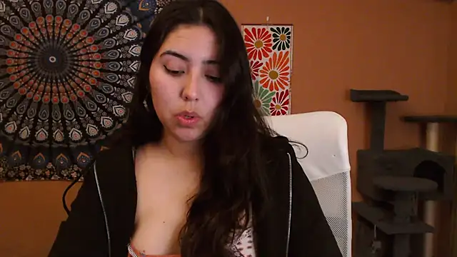 Snapshot of IntimateTales chatting on 02-07-25, 09:26 IntimateTales online show from 02-07-25, 09:26