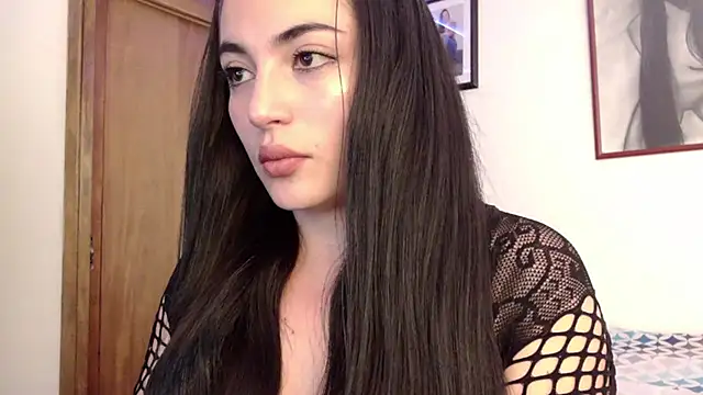 Snapshot of Honey_Aynur20 chatting on 10-01-25, 06:58 Honey Aynur20 online show from 10-01-25, 06:58