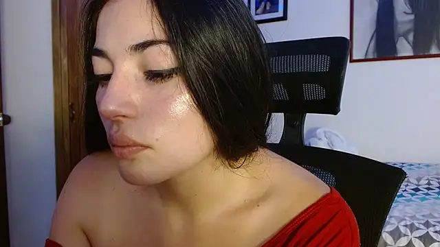Snapshot of Honey_Aynur20 chatting on 10-24-25, 04:58 Honey Aynur20 online show from 10-24-25, 04:58