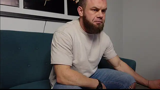 Snapshot of Tommy_Burnz chatting on 01-17-25, 03:12 Tommy Burnz online show from 01-17-25, 03:12