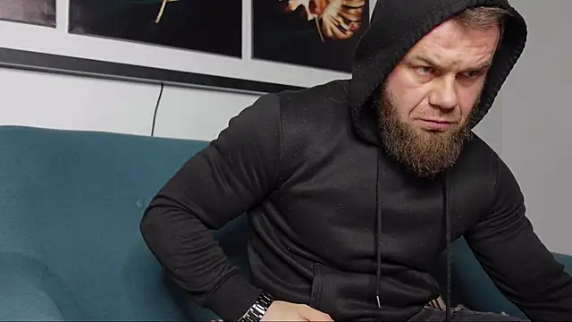 Snapshot of Tommy_Burnz chatting on 03-07-25, 02:46 Tommy Burnz online show from 03-07-25, 02:46