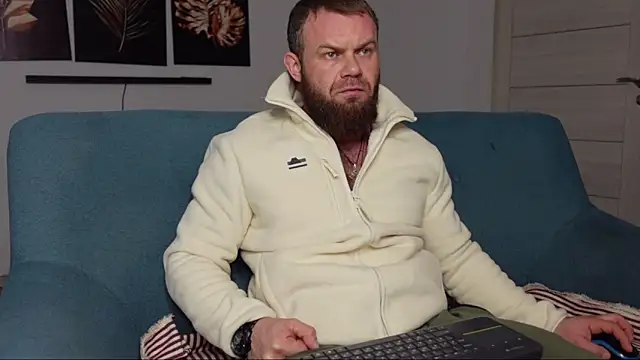 Snapshot of Tommy_Burnz chatting on 03-22-25, 03:41 Tommy Burnz online show from 03-22-25, 03:41