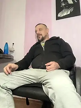 DanielOhCool online show from 12-10-24, 10:38