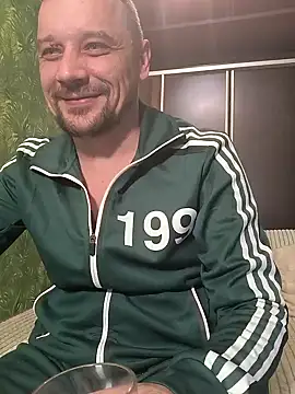 DanielOhCool online show from 01-27-25, 05:58