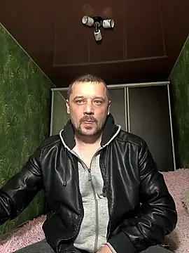 DanielOhCool online show from 03-06-25, 05:22