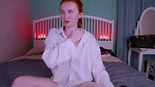 GingerArin online show from 11-10-25, 01:43