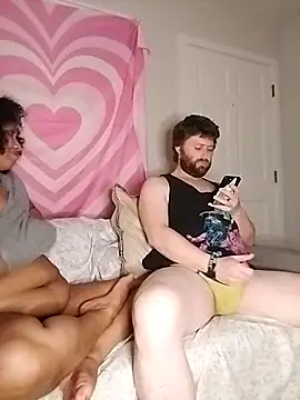 TasteeKitty online show from 03-22-25, 04:35