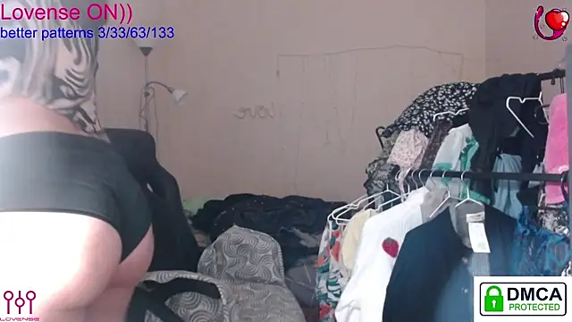 sweet cute cat online show from 11-05-25, 09:59