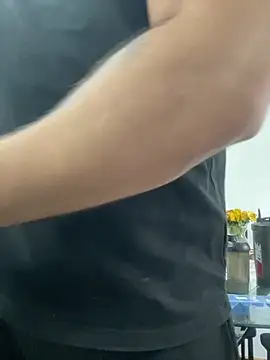 Snapshot of bestofsex99 chatting on 02-11-26, 08:30 bestofsex99 online show from 02-11-26, 08:30