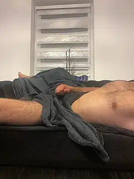 Snapshot of bestofsex99 chatting on 03-13-26, 11:33 bestofsex99 online show from 03-13-26, 11:33