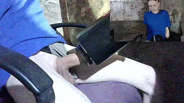 Snapshot of Babi_Kisi chatting on 03-17-25, 01:39 Babi Kisi online show from 03-17-25, 01:39