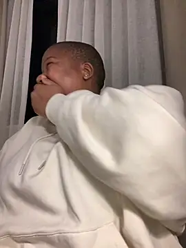 Muskthickgirl online show from 11-18-25, 12:05