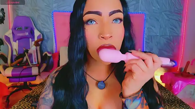 macasweet online show from 11-10-25, 09:25