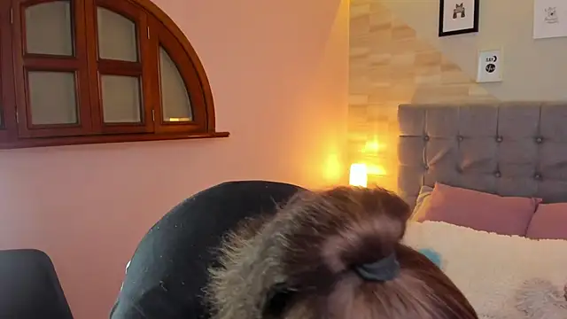  Abril W online show from 01-12-26, 10:48