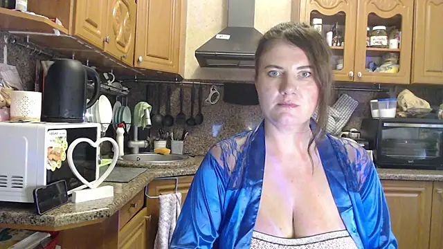 LizaCakes online show from 09-24-25, 02:20