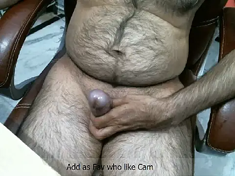 Snapshot of desioldguy chatting on 03-31-26, 12:27 desioldguy online show from 03-31-26, 12:27