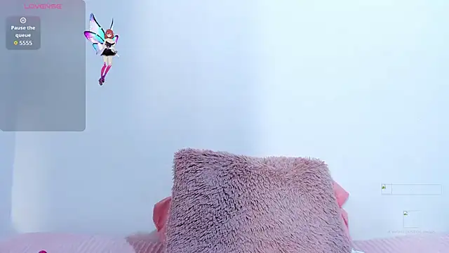 Bonnie Grace online show from 10-31-25, 01:34