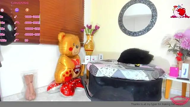 NicoleSantana online show from 04-16-26, 11:07