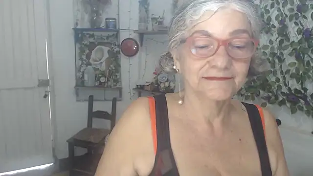 FunnyGrandma online show from 02-22-26, 03:21