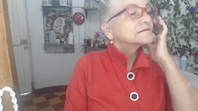 FunnyGrandma online show from 04-13-26, 10:37