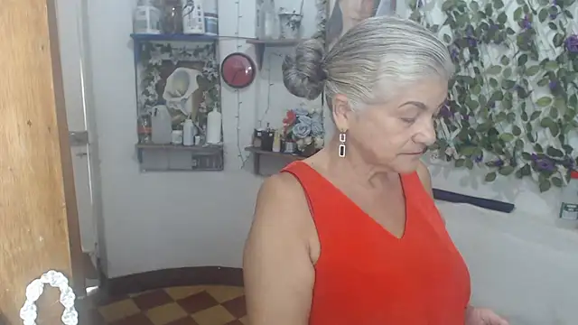 FunnyGrandma online show from 04-14-26, 08:26