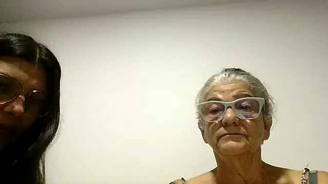 Snapshot of FunnyGrandma chatting on 06-14-26, 02:24 FunnyGrandma online show from 06-14-26, 02:24