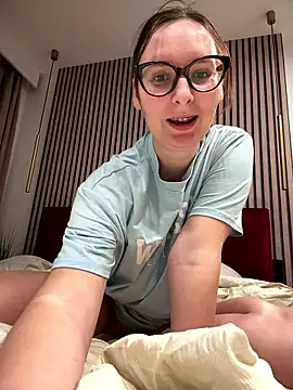 The Snowwhitee online show from 01-10-26, 03:58