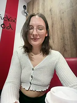 The Snowwhitee online show from 04-04-26, 09:07