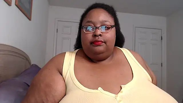 Snapshot of Loves_Aura chatting on 12-27-24, 01:22 Loves Aura online show from 12-27-24, 01:22