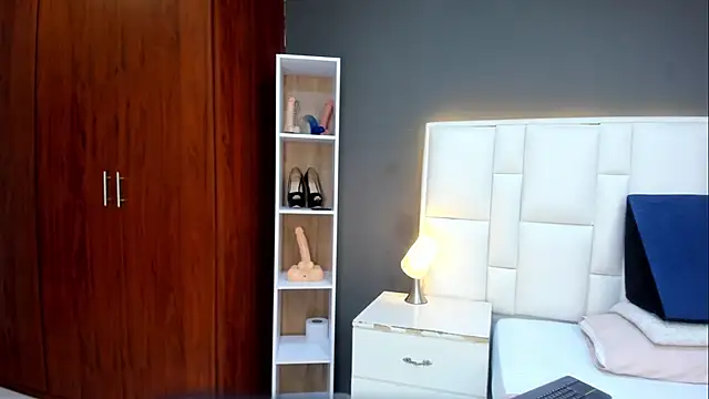 yeral2017 online show from 11-21-25, 04:27