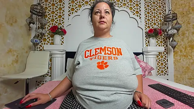 AleshaArabian online show from 09-09-25, 02:22