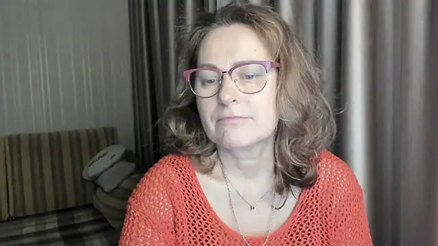 lauraoven online show from 01-08-25, 07:13