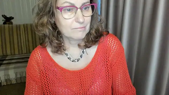 lauraoven online show from 03-09-25, 03:38