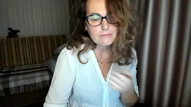 lauraoven online show from 12-04-25, 07:50