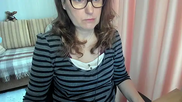 lauraoven online show from 03-17-26, 07:23