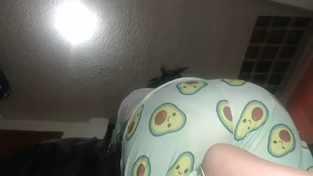 Snapshot of prettyangelsquirt chatting on 01-15-25, 02:35 prettyangelsquirt online show from 01-15-25, 02:35